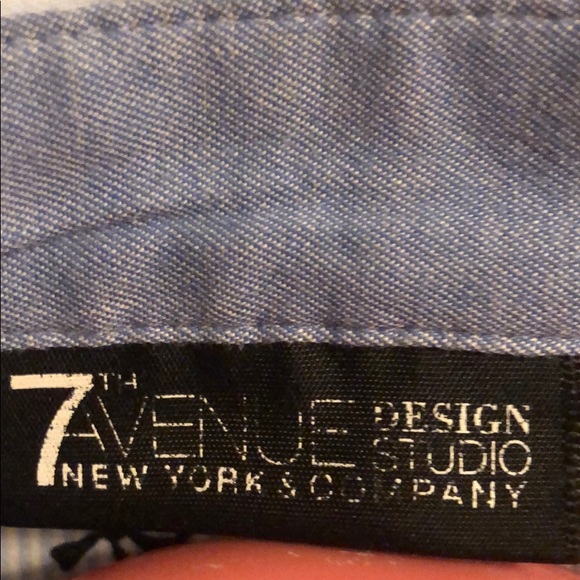 7th Avenue New York & company trendy top - Picture 6 of 6